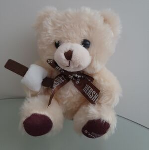 Hershey's Cream Teddy Bear with Chocolate Accents